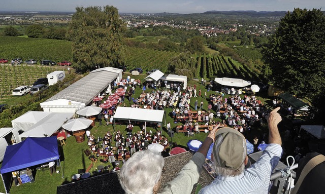 Auch das hat Tradition: Zum Kaiserberg... Kaiserwetter und ein tolles Panorama.  | Foto: ARCHIVFOTO: S.MERKLE