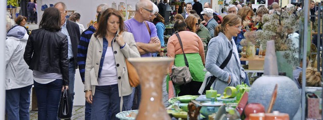 Ob Geschirr fr den Alltag oder einen ...erns  Keramikmarkt findet sich alles.   | Foto: Ulrich Senf