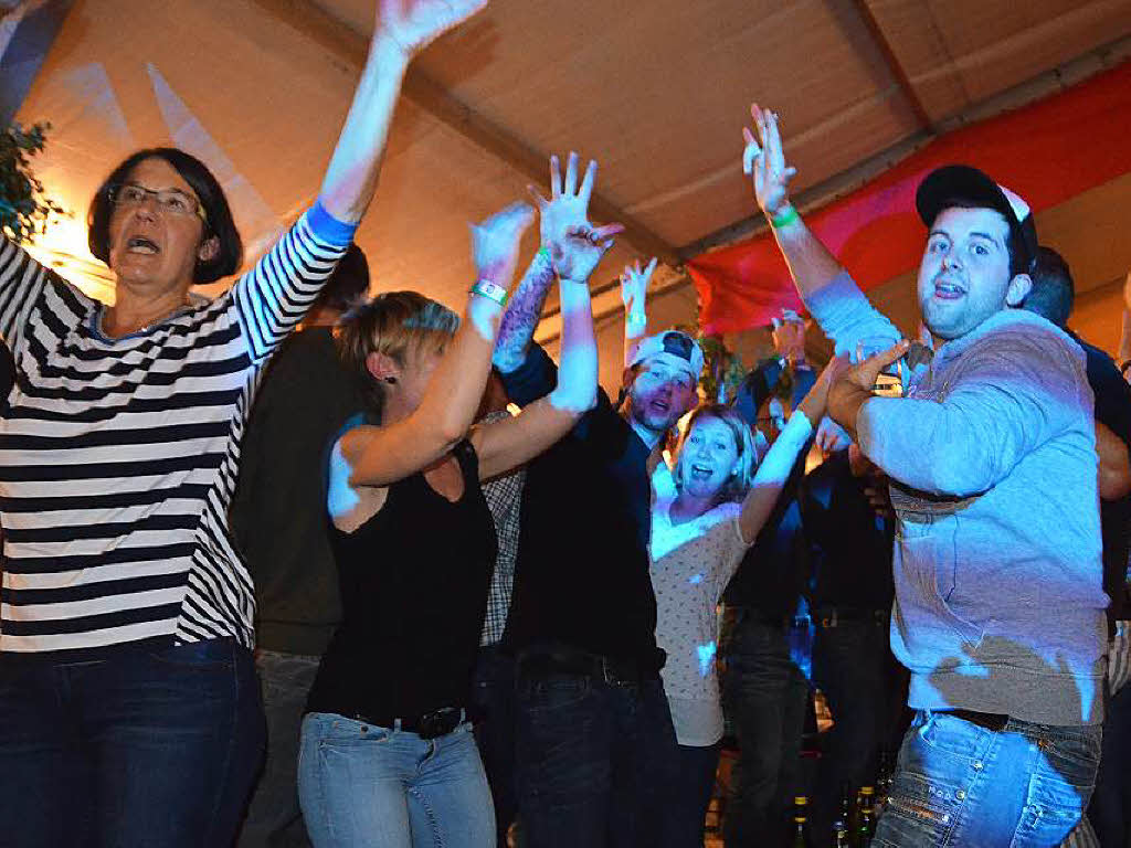 Die Stimmung stimmte von Anfang an beim Winzerfestshowabend am Samstag mit dem Musikverein Efringen-Kirchen.