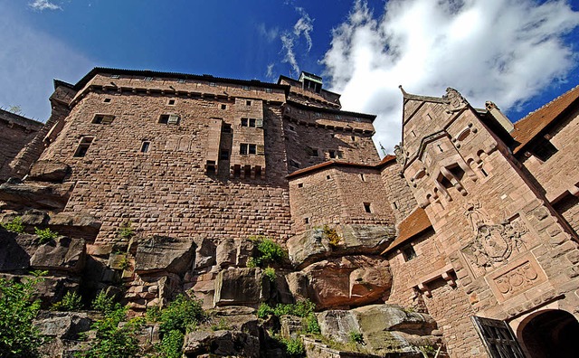 Imposant erhebt sich die Haut-Koenigsb...ich hier fhlen wir die alten Ritter.   | Foto: eve