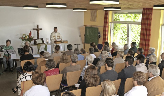 Abschied vom evangelischen Gemeindehau...ntag mit einem Gottesdienst gefeiert.   | Foto: Bergmann