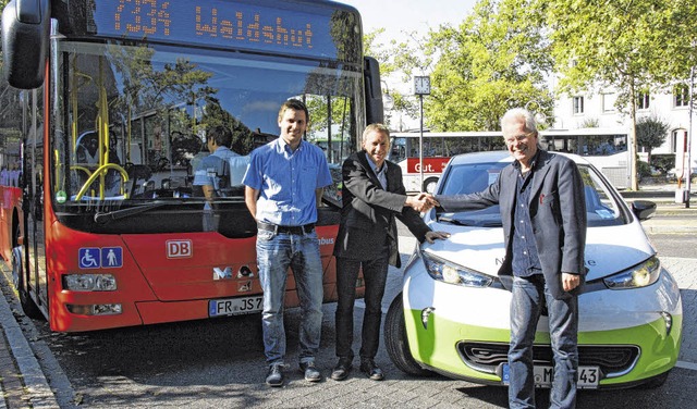 Tobias Kliemt (links), Geschftsstelle...rtin Lbke vom Stadtmobil Carsharing.   | Foto: Susann Klatt-D&#8217;Souza