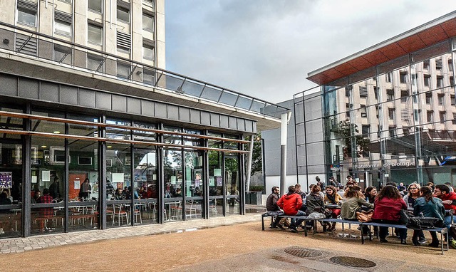 Die neue Cafeteria auf dem Uni-Campus ...nes 6,8-Millionen-Euro- Faceliftings.   | Foto: teli
