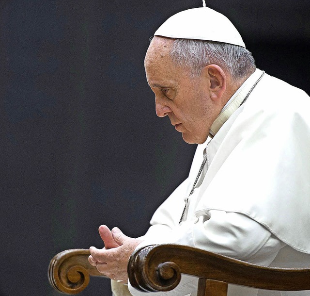Papst Franziskus bei der Erffnung der Bischofssynode im Oktober 2014.  | Foto: dpa
