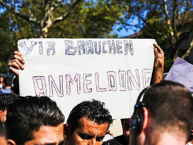 Protest von Flchtlingen vor der BEA in Freiburg.  | Foto: Oliver Huber