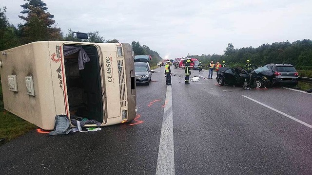 So schlimm wie bei diesem Unfall in Ne... die Sache glcklicherweise nicht aus.  | Foto: Martin Ganz / kamera24.tv