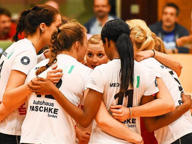 Die Offenburger Volleyballerinnen feierten vier Siege in vier Spielen.  | Foto: Sebastian Khli