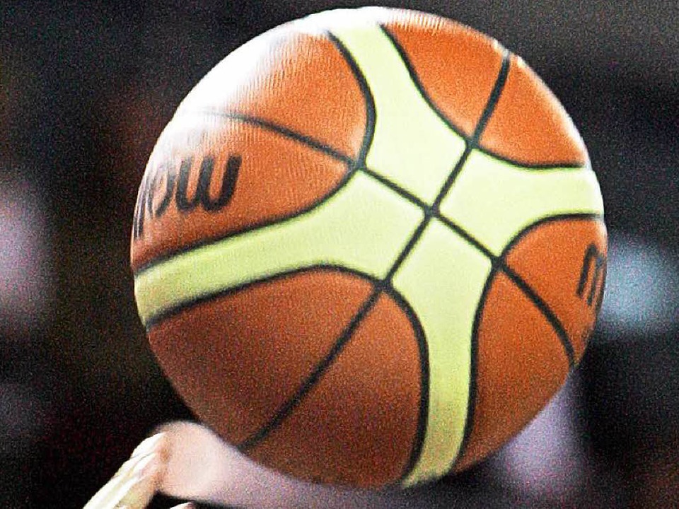 Im Frauenbasketball verloren die Freiburger Eisvgel erstmals.  | Foto: AFP