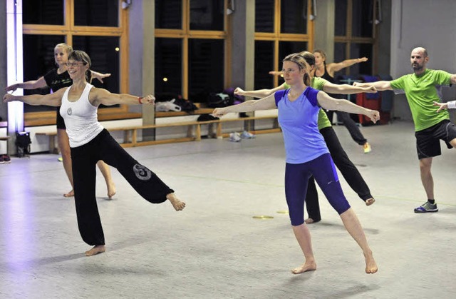 Drauen dunkel, drinnen Spa: Die Frei...ie Fitnessnacht Hallen und Hallenbad.   | Foto: Thomas Kunz