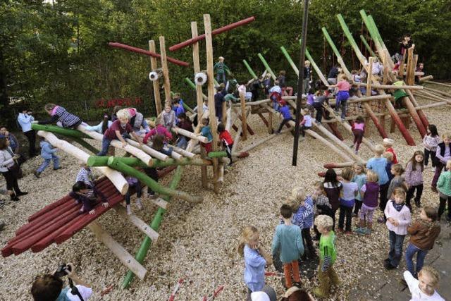 Schorsch bringt Leben auf den Schulhof