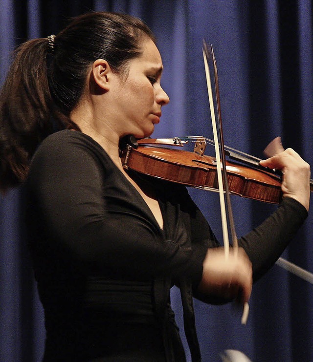 Mirijam Contzen (Violine) und Reinhard...und Ouvertren von Linley und Nardini.  | Foto: Hans Jrgen Kugler