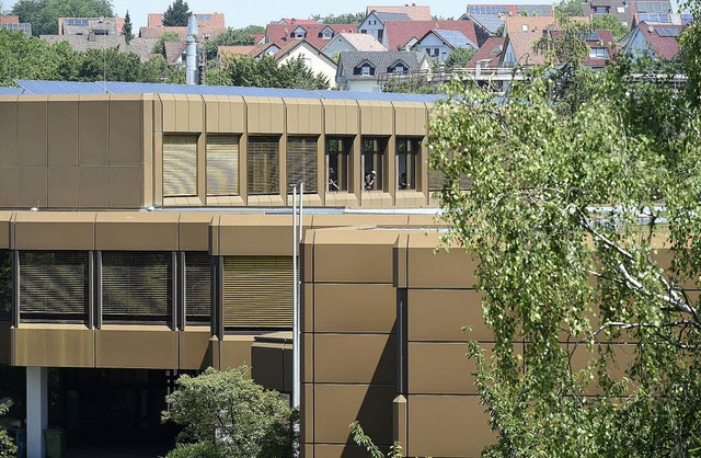 Die beruflichen Schulen in Mllheim m...ngen ein Behelfsbau errichtet werden.   | Foto: Archiv: Volker Mnch