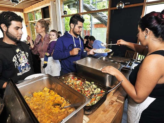 &#8222;Kantine&#8220;-Chefin Solveig H...  zusammen mit Freundinnen initiiert.   | Foto: Thomas Kunz