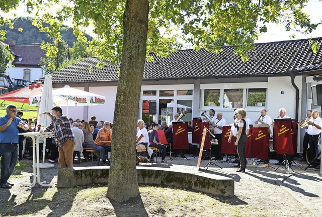 Amoltern. Sonnenbeschienen die diesjhrige Amolterer Kilwi.  | Foto: Roland Vitt