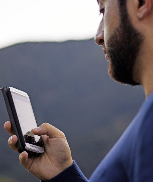 Warum mein Smartphone so wichtig fr mich ist. Mannan Jawish  | Foto: Konstantin Grlich