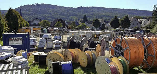 Auf dem Festplatz in Heiligenzell sind...abeltrommeln fr den Breitbandausbau.   | Foto: Bastian Bernhardt