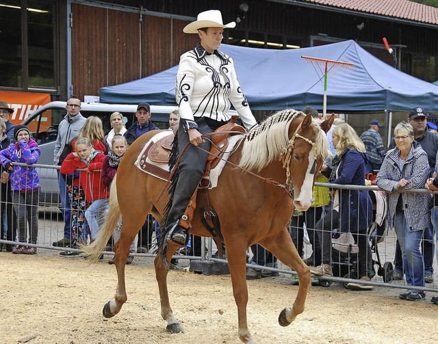 Westernreiten als besondere Attraktion   | Foto: E. Steinfelder