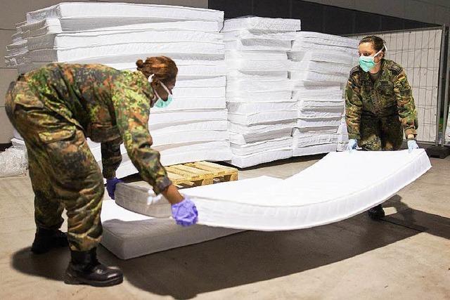 Flüchtlingshilfe beschäftigt Bundeswehr noch lange