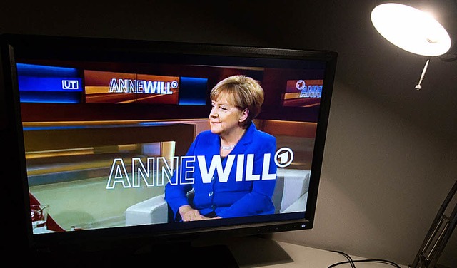Bundeskanzlerin Angela Merkel in der TV-Talkshow &#8222;Anne Will&#8220;  | Foto: dpa