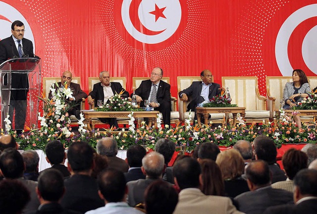 Nationaler Dialog in Tunesien: Premier...schenrechtsliga und der Anwaltskammer.  | Foto: dpa