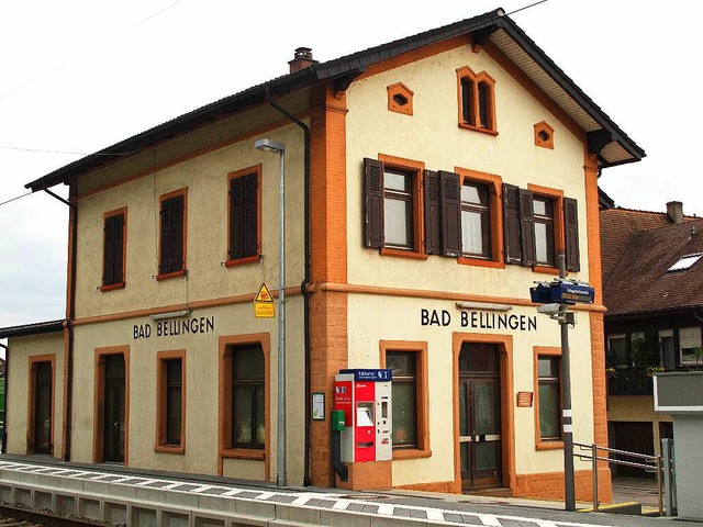 Das Bahnhofsgebude in Bad Bellingen g... der Baufirma Munz aus Kandern-Holzen.  | Foto: Jutta Schtz