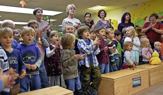 Klasse Stimmung bei der Verleihung der...Plakette im Kindergarten Auggener Weg.  | Foto: Beatrice Ehrlich