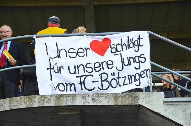 Von solchen Fans, wie beim Pokalfinale...Verein steckt in einer schweren Krise.  | Foto: Manfred Frietsch