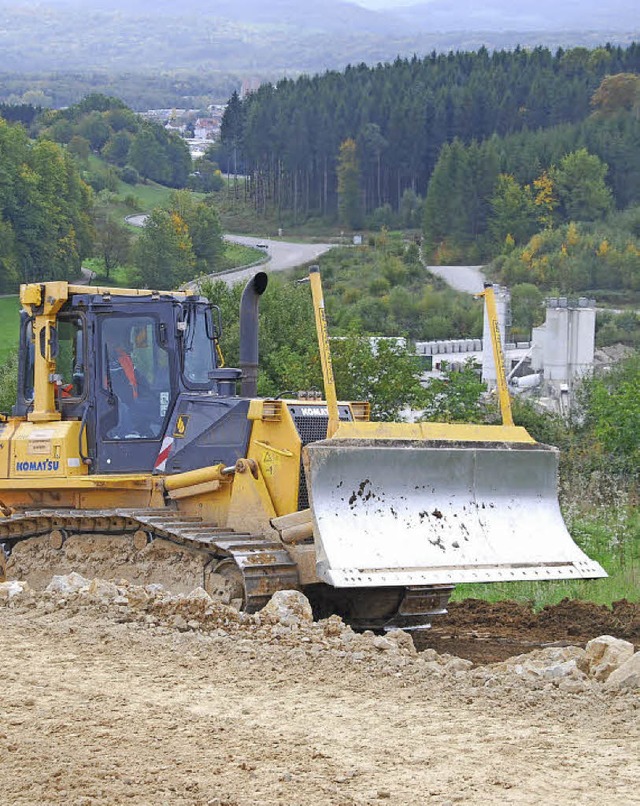 Die Arbeiten an der Autobahnbaustelle sind in vollem Gange.  | Foto: Ralf Staub