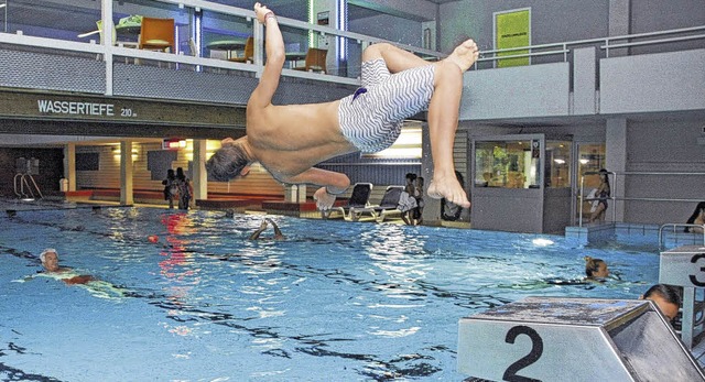 Die Brckensperrung in Waldshut machte dem Hallenbad 2014 zu schaffen.   | Foto: Luisa Rische