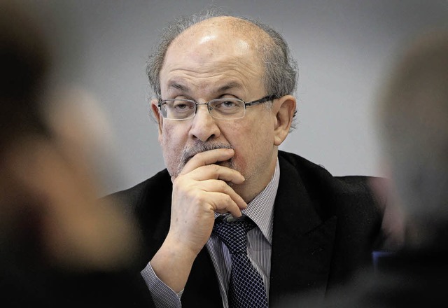 Appell fr die Freiheit der Rede: Salman Rushdie in Frankfurt   | Foto: afp