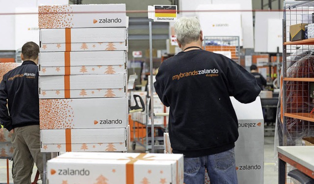 Zalando-Mitarbeiter mssten gerne im Team arbeiten wollen.   | Foto: dpa