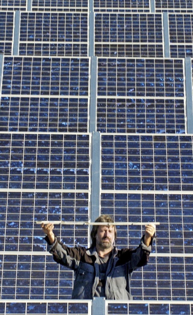 Photovoltaik hilft sparen.   | Foto: dpa