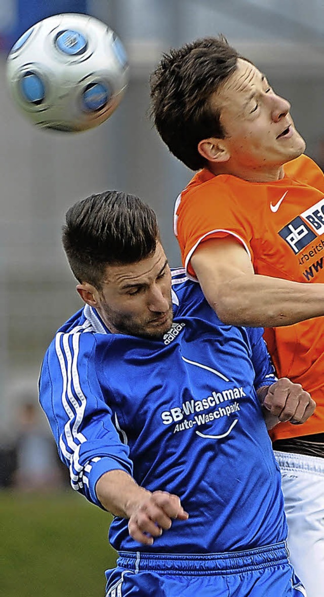 Benedikt Dufner (links) fehlt dem SV W...h, Alexander Ambs dem FC  Denzlingen.   | Foto: archivfoto: Keller