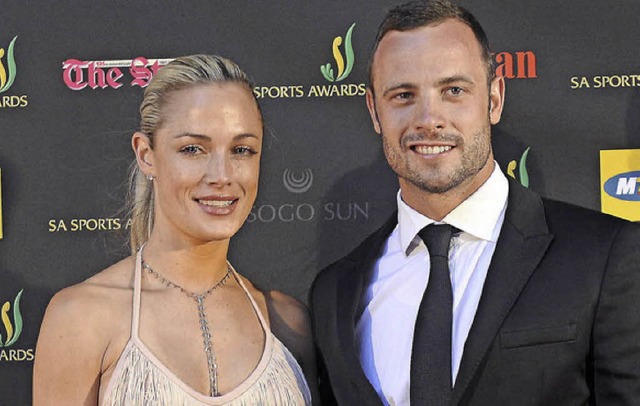 Oscar Pistorius hatte 2013 seine Freundin  Reeva Steenkamp (links) erschossen  | Foto: dpa