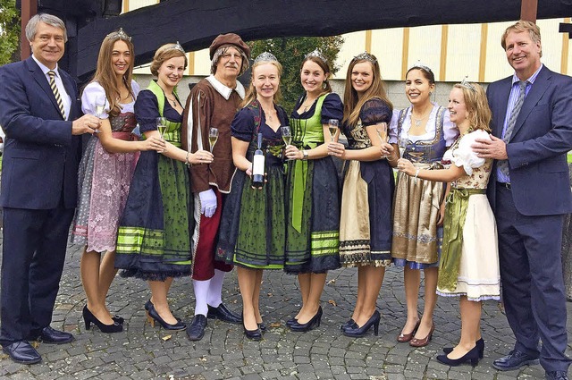 Die badischen Weinhoheiten wurden vom ...el Hahn (rechts) willkommen geheien.   | Foto: Privat