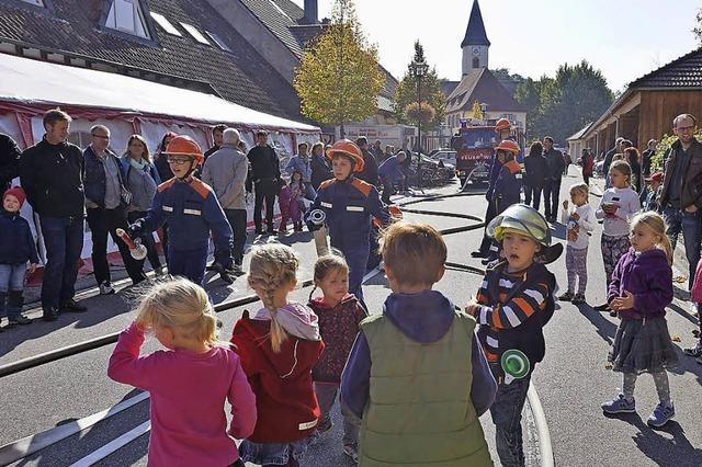 Beim Herbstfest brennt’s auch bei der Feuerwehr