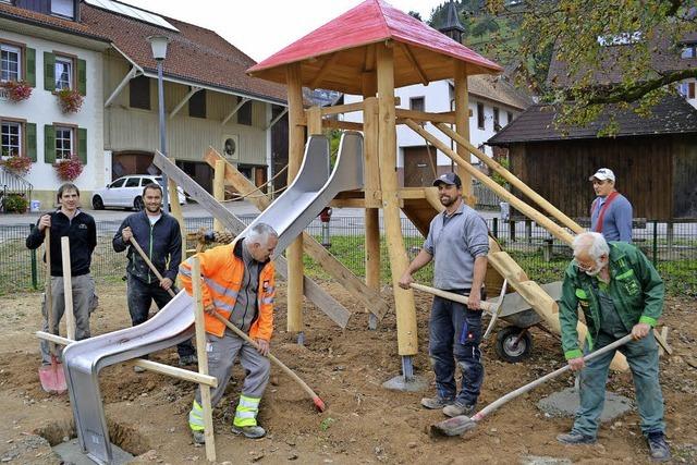 Wasserfest brachte Grundstock fr Spielplatzprojekt