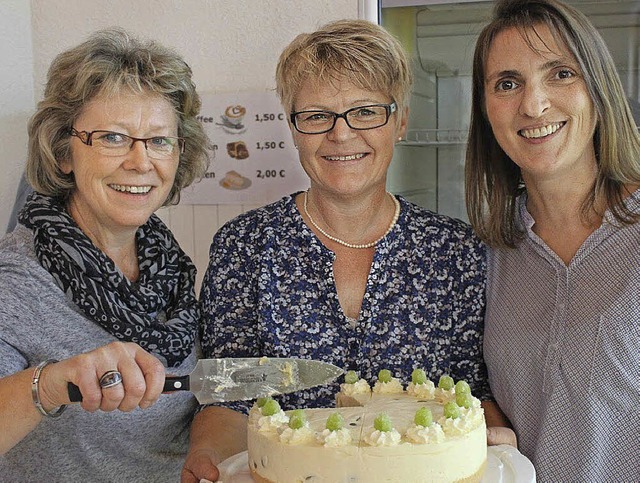 Fr selbst gebackene Torten und Kuchen...ngsbuchstaben ihrer Vornamen zusammen.  | Foto: Malin Mller