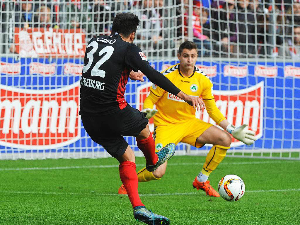 Ein schnes Spiel fr die Zuschauer am Sonntagnachmittag im Schwarzwaldstadion.