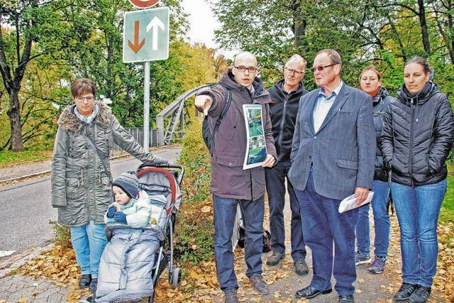 Gefahr fr Kinder auf dem Zebrastreifen