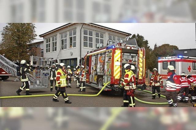 Eingespielte Rettungskrfte am Werk