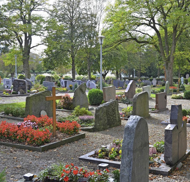 Der Friedhof beschert der Gemeinde Ste...ch der Rckgang bei den Bestattungen.   | Foto: Markus Donner