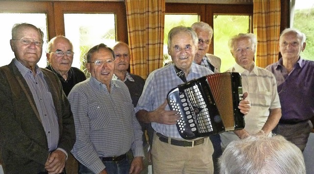 Treffen der sportlichen Urgesteine (vo...er, Rudolf Wiedemann und Erwin Geiger   | Foto: zvg/archiv