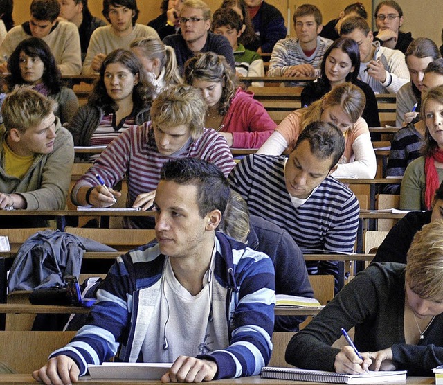 Mehr Studenten als je zuvor  zhlt die Universitt.   | Foto: Schneider (Archiv)