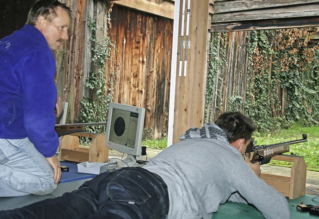 ber 18 Mannschaften wachte Schiewart...t Bchelin am Samstag. Foto: Ines Bode  | Foto: Ines Bode