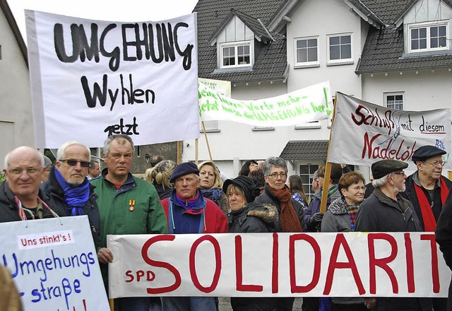 Im Jahr 2013 gingen die Brger unter d...ben, aber die Trasse hat auch Gegner.   | Foto: Ralf Staub