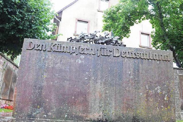 Umstrittenes Kriegerdenkmal: Fall wird zum Rechtsstreit