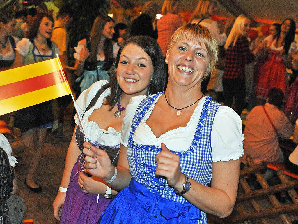 Stimmung auf dem Badischen Oktoberfest in Freiburg. Stimmung auf dem Badischen Oktoberfest in Freiburg.