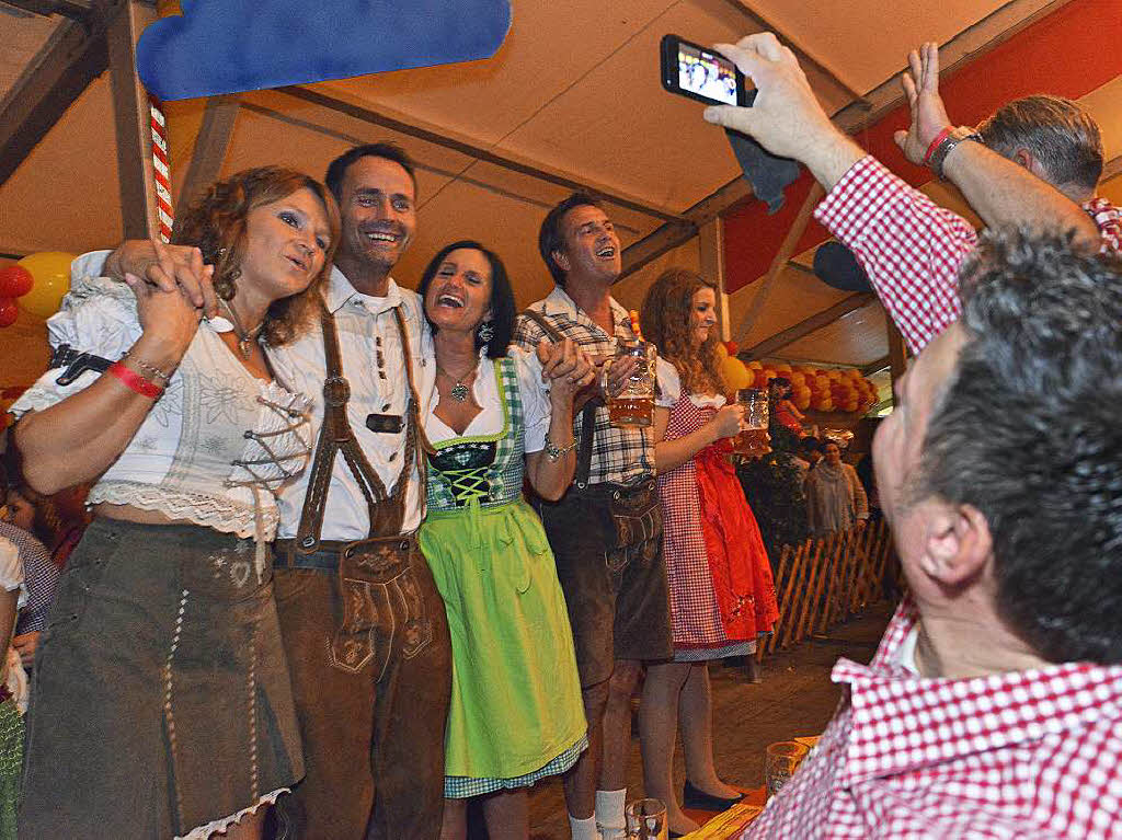 Stimmung auf dem Badischen Oktoberfest in Freiburg. Stimmung auf dem Badischen Oktoberfest in Freiburg.