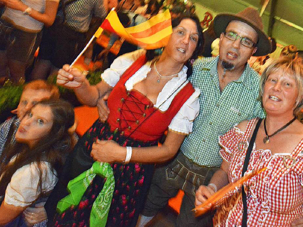 Stimmung auf dem Badischen Oktoberfest in Freiburg. Stimmung auf dem Badischen Oktoberfest in Freiburg.